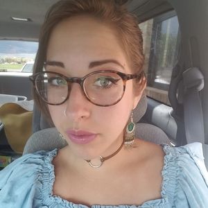 Meet your Posher, Kadi